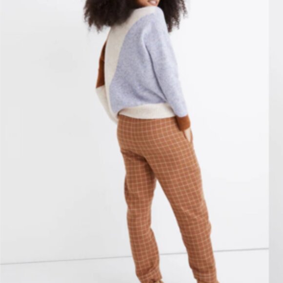 Cedarbrook Pullover Sweater in Colorblock - Picture 2 of 5